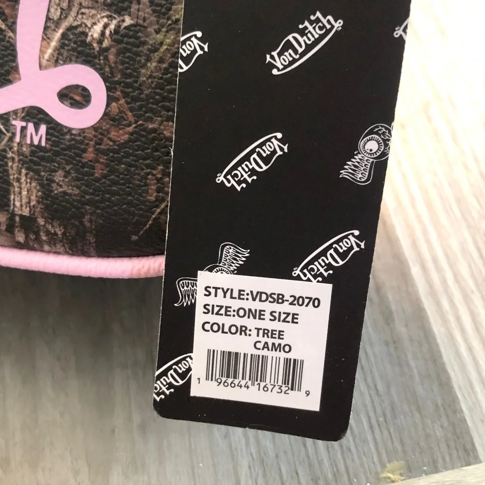 Von Dutch Tree Camo Shoulder Bag Pink Logo & Von Dutch Logo Chain Accent NWT - Picture 7 of 16